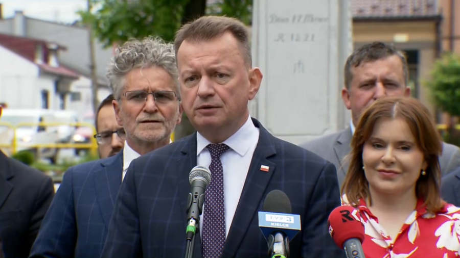 Mariusz Błaszczak we Włoszczowie. Namawiał do głosowania na Karola Nawrockiego 