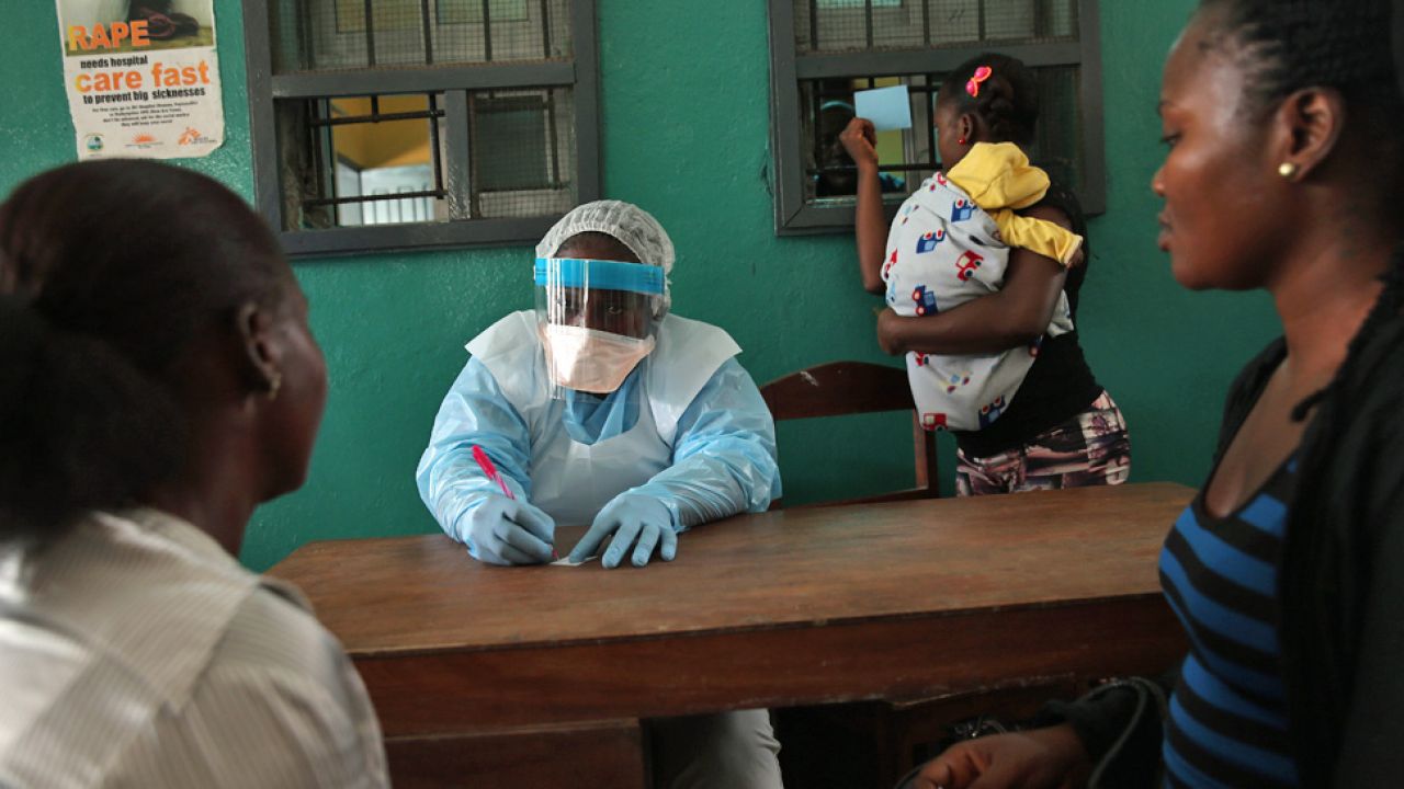 Goraczka Krwotoczna Ebola Atakuje Przybywa Zachorowan Tvp Info