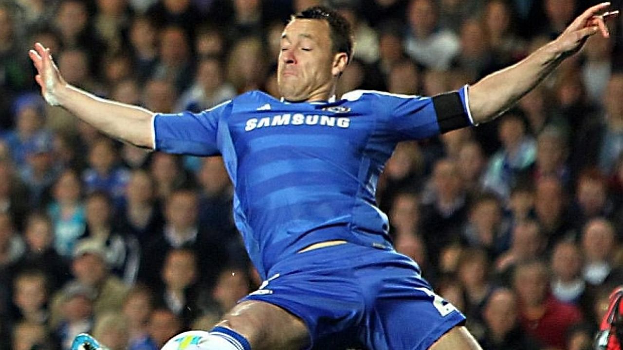 John Terry nie chce przegapić starcia z Barceloną (fot. PAP/EPA)