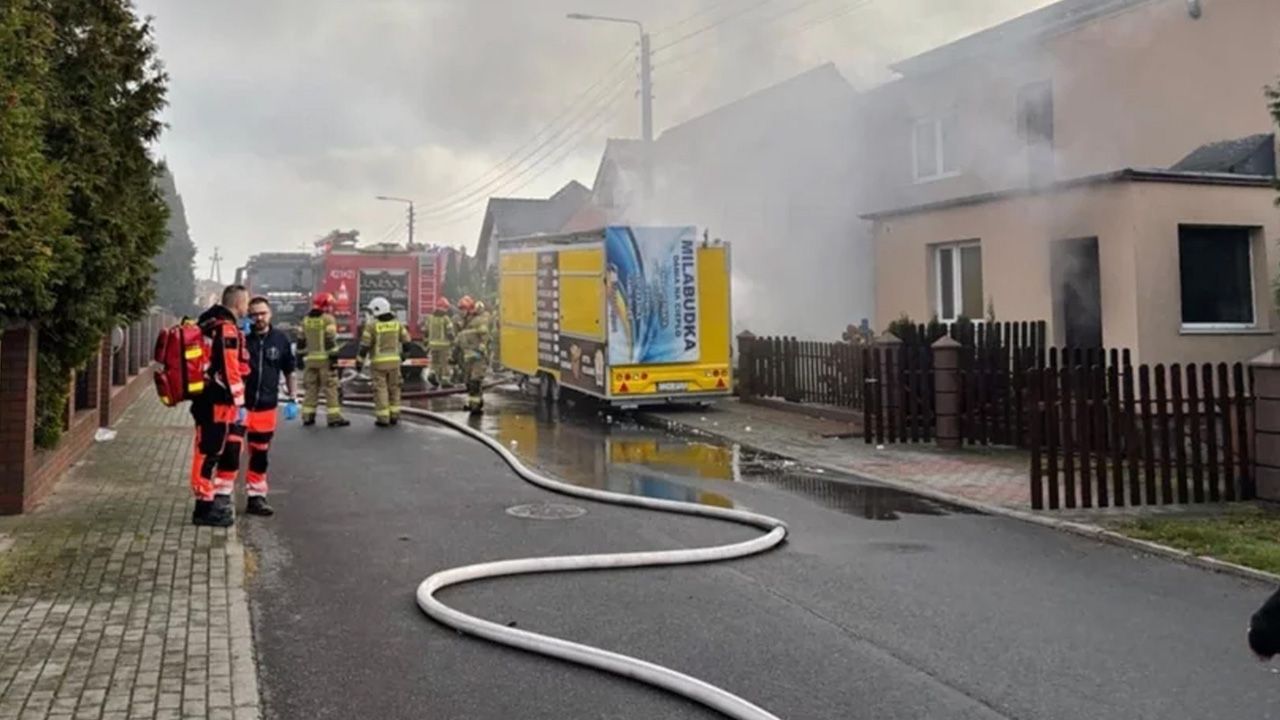 Wybuch gazu w domu w Chełmnie. Nie żyje jedna osoba