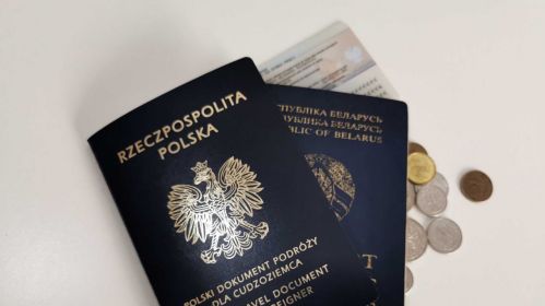 Польскі падарожны дакумент для замежніка і пашпарт Беларусі