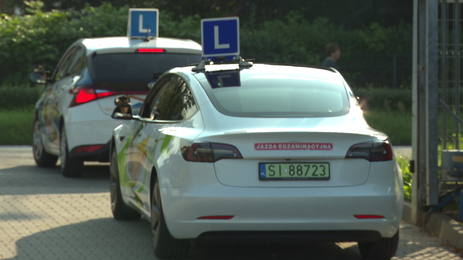 Sprawdzian O Prądzie Elektrycznym Zamkor Klasa 3 Przyszłość elektromotoryzacji. Pierwszy w Polsce test na prawo jazdy