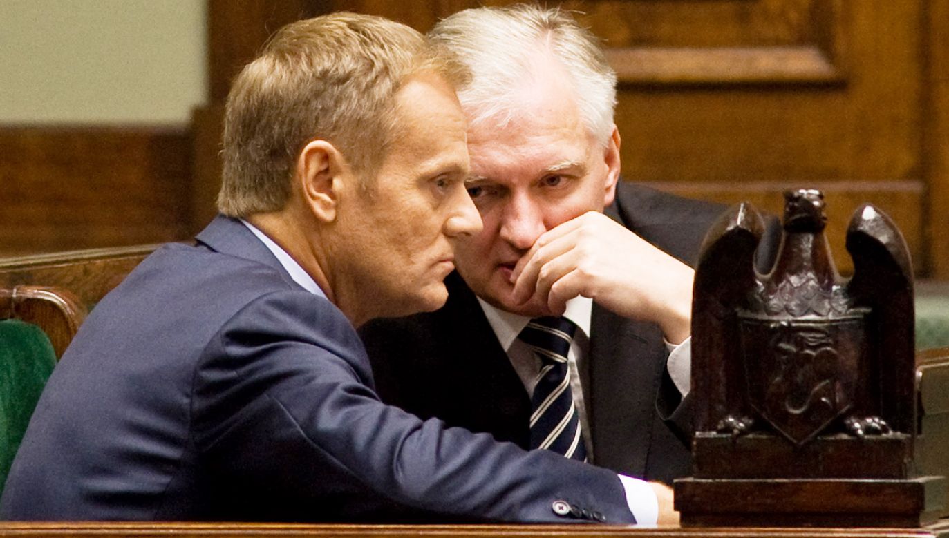 Donald Tusk i Jarosław Gowin (fot. Adam Chelstowski / Forum)