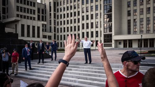 Мітынг у падтрымку Аляксандра Лукашэнкі на плошчы Незалежнасці. Менск, Беларусь. 16 жніўня 2020 года. Фота: Misha Friedman / Getty Images