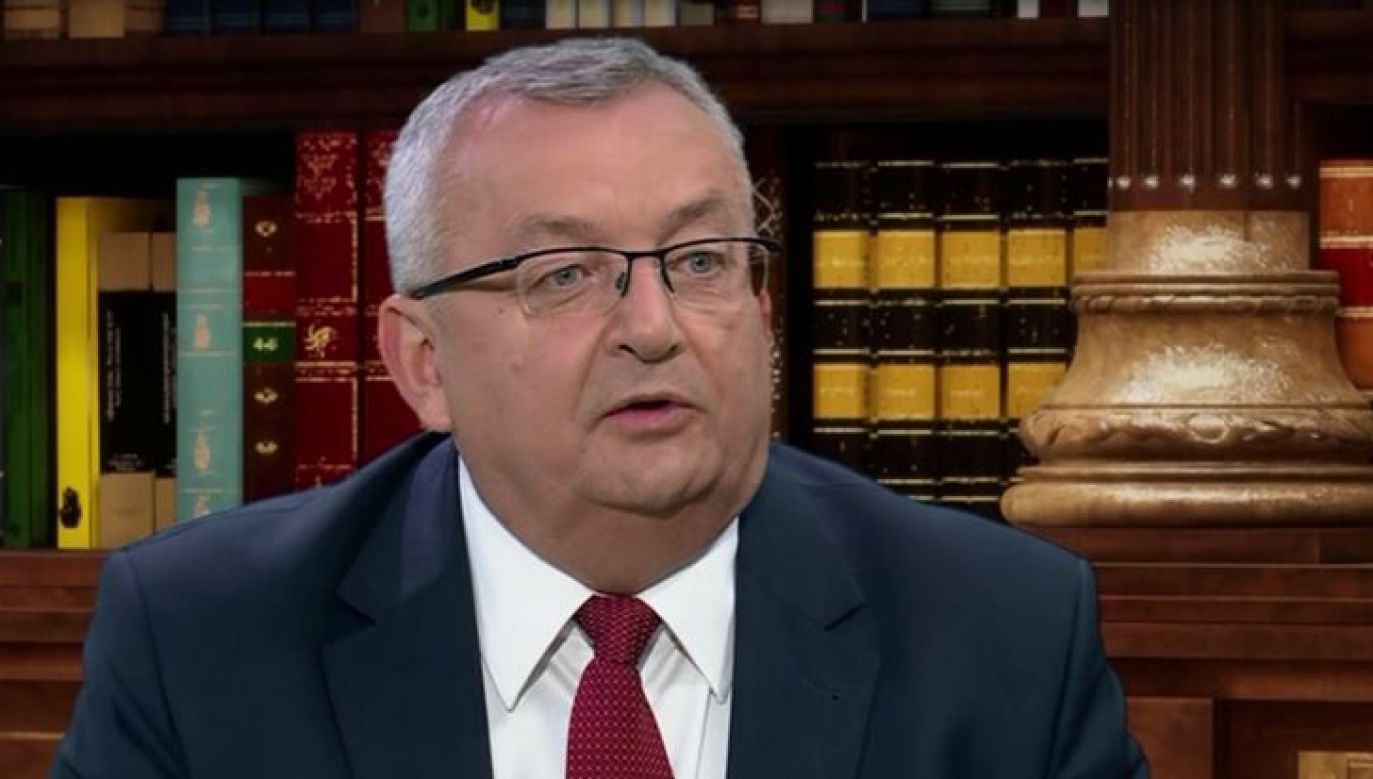 Minister infrastruktury Andrzej Adamczyk (fot. TVP Info)