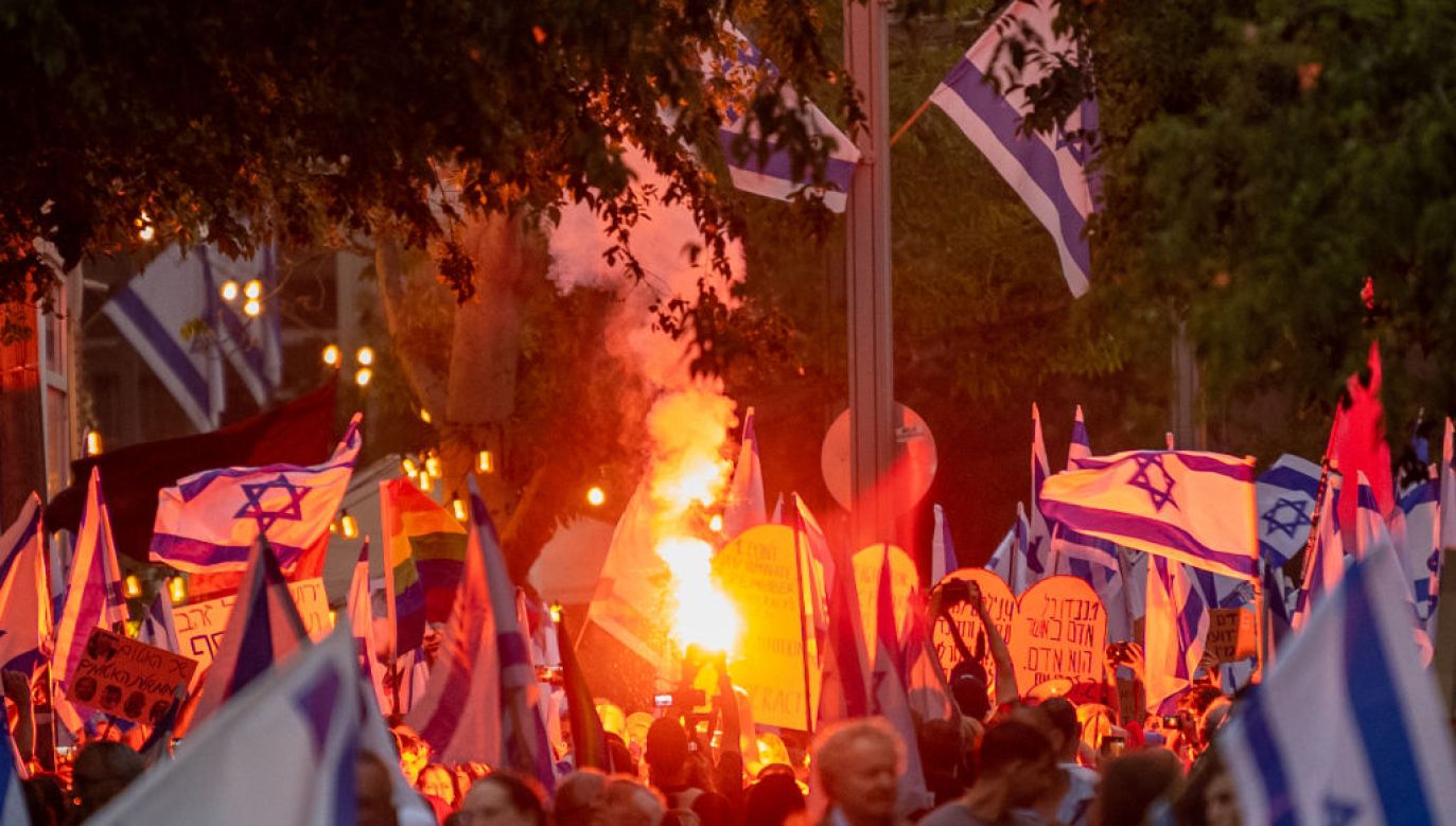  Protesty w Izraelu trwają już 21 tygodni. (Fot. Alexi Rosenfeld/Getty Images)