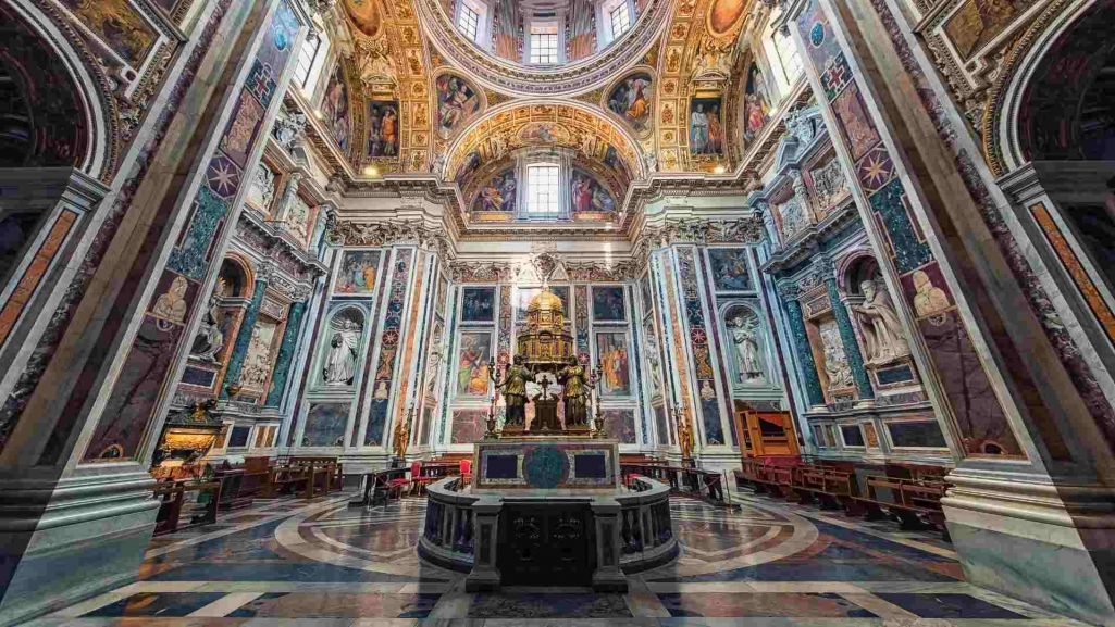 W testamencie Franciszek wskazał jako miejsce swojego pochówku bazylikę Matki Bożej Większej w Rzymie. Fot. Stockbym/Shutterstock