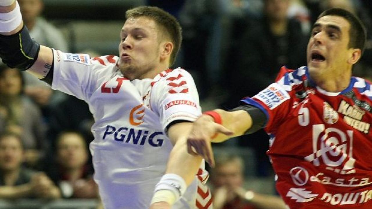 Kamil Syprzak w swoim debiucie w ME zdobył jedną bramkę (fot. PAP/EPA)