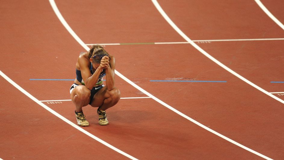 Lolo Jones po finale igrzysk olimpijskich w Pekinie (Fot. Getty) Lolo Jones po finale igrzysk olimpijskich w Pekinie (Fot. Getty)