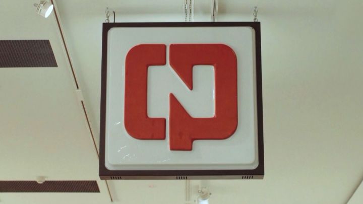 Pomarańczowe logo – ikona polskiego designu. „CPN jest jak
