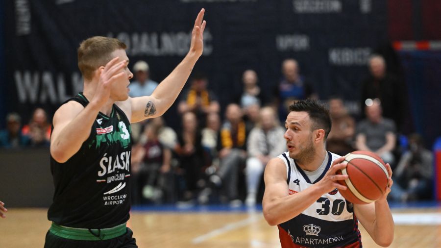 King pokonuje Śląsk Wrocław i awansuje do fazy play-off (fot. PAP/Marcin Bielecki) 