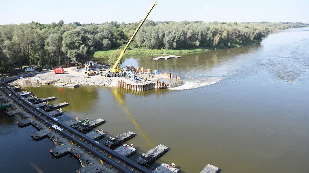 Sanepid apeluje o ograniczone korzystanie z kąpielisk (fot. PAP/Radek Pietruszka) Sanepid apeluje o ograniczone korzystanie z kąpielisk (fot. PAP/Radek Pietruszka)