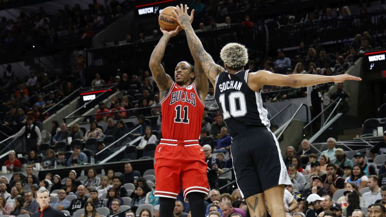 Jeremy Sochan w meczu z Chicago Bulls (fot. Getty Images)