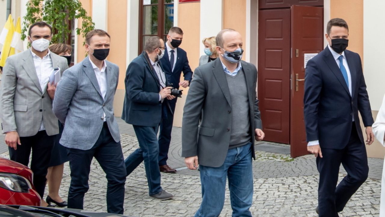 Sławomir Nitras, Paweł Olszewski i Rafał Trzaskowski (fot. PAP/Tytus Żmijewski) Sławomir Nitras, Paweł Olszewski i Rafał Trzaskowski (fot. PAP/Tytus Żmijewski)