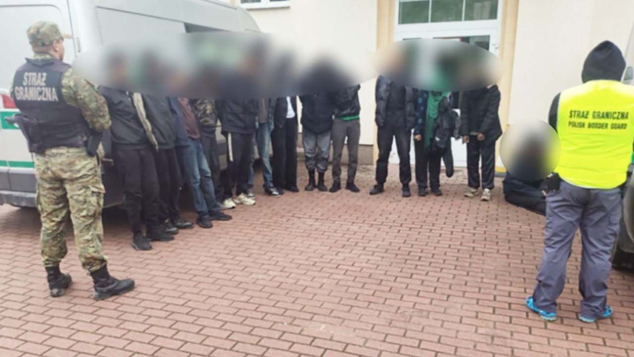 Kolejni kurierzy imigrantów wpadli. Jeden Łotysz, drugi bezpaństwowiec