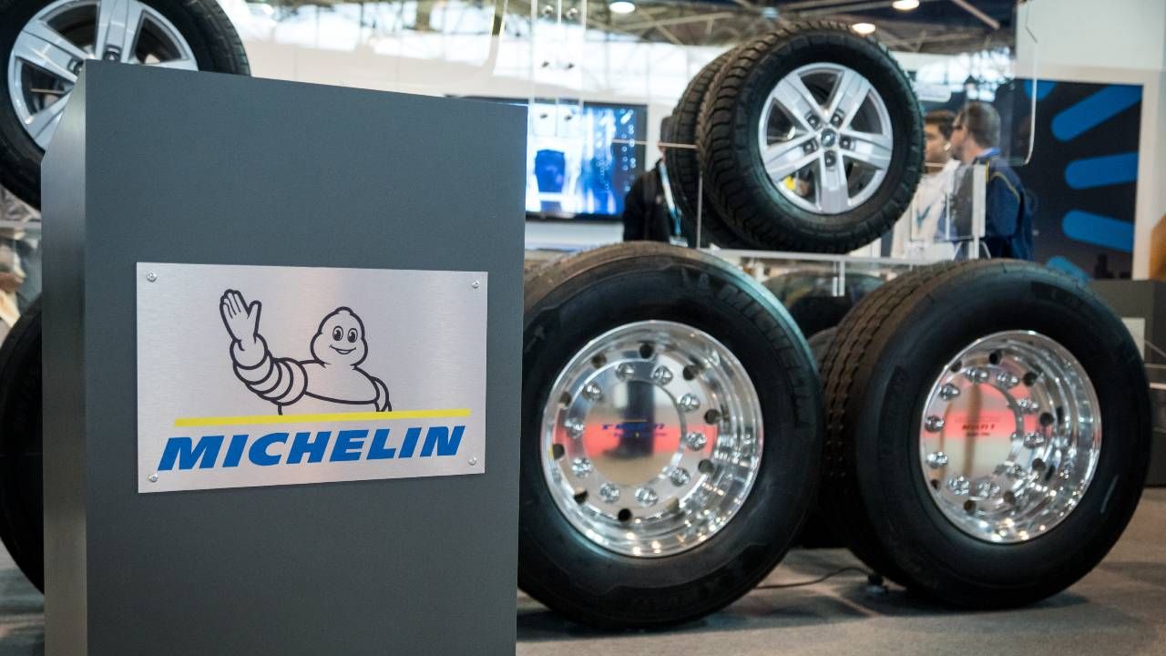 Sprzedaż Michelin w Rosji stanowi 2 proc. całkowitej sprzedaży Grupy Michelin (fot. Nicolas Liponne/NurPhoto via Getty Images)