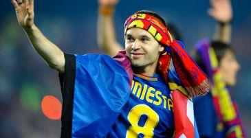 Iniesta cieszący się ze zwycięstwa w LM w 2009 roku (fot. Getty)