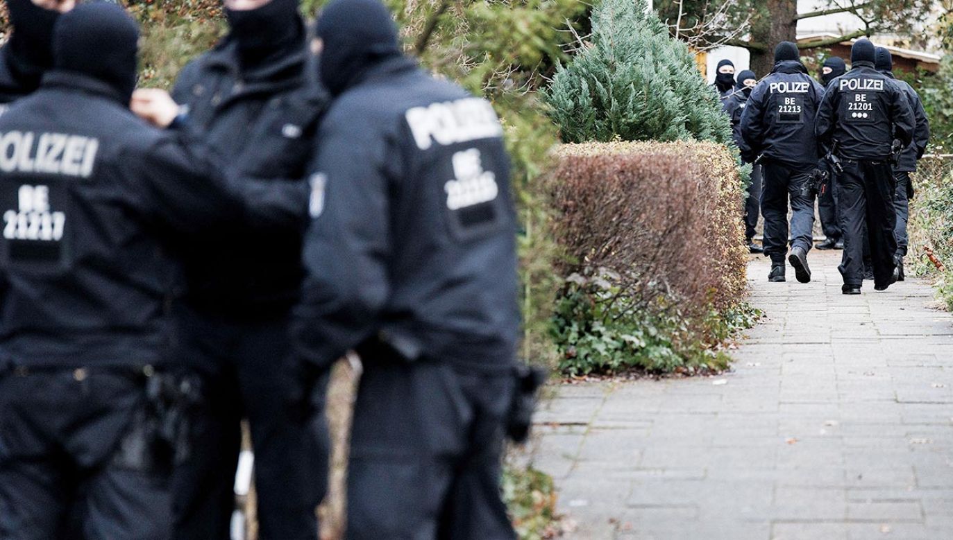 Niemieckie służby bezpieczeństwa przeszukały ponad 50 mieszkań (fot. Carsten Koall/Getty Images)
