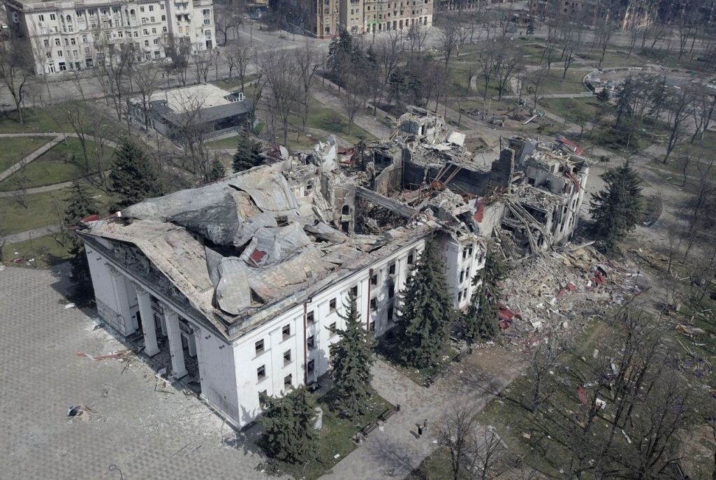 Драмтэатр у Марыупалі пасля бамбавання. (Фота: armyinform.com.ua)