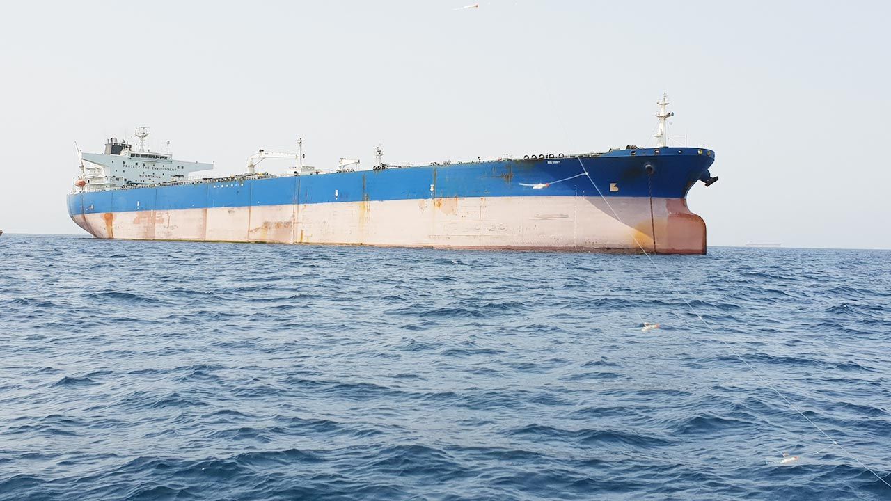 Amerykanie zabrali irańską ropę z rosyjskiego tankowca (fot. Shutterstock; zdjęcie ilustracyjne)