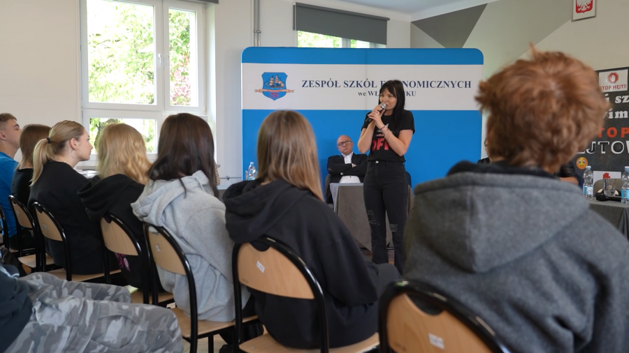 Swoim doświadczeniem podzieliła się z uczniami wokalistka, Kamila Pańka.