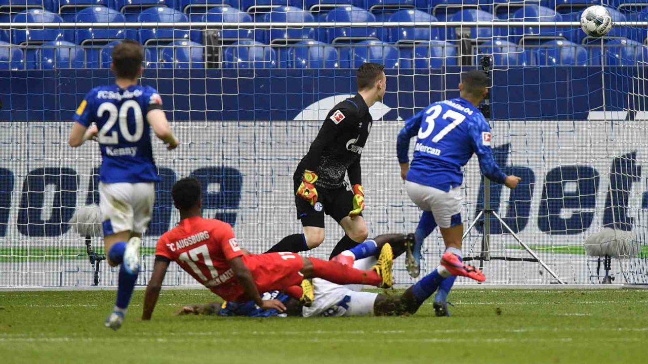 Schalke 04 Gelsenkirchen - Augsburg 0:3. Augsburg ...